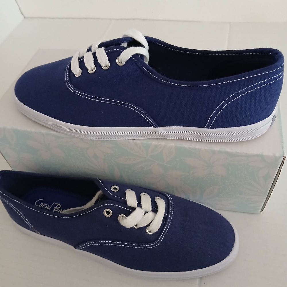 Classic Navy Canvas Sneakers Coral Bay Womens Classic  Sneaker Lace Up 8M - Picture 2 of 13